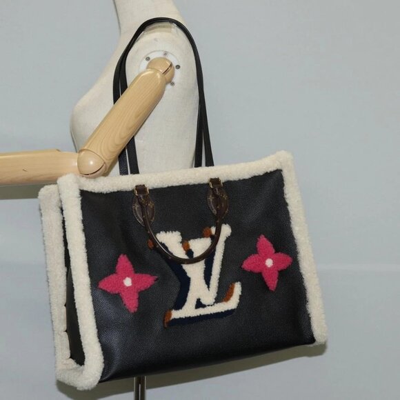 LOUIS VUITTON Monogram Shearing On The Go GM Tote Bag - Picture 1 of 15